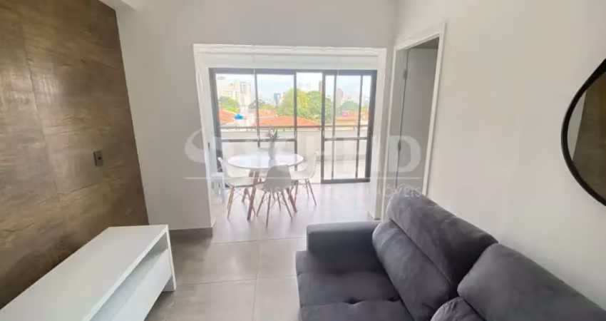 Apartamento de 66m² sendo 1 suíte, mobiliado e com vaga para locação, no campo belo