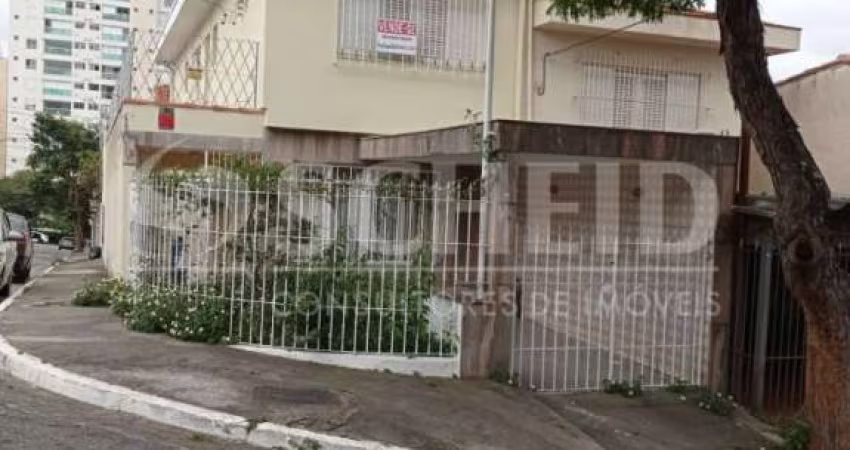 Sobrado à venda com 03 quartos e 02 vagas no Jardim Aeroporto