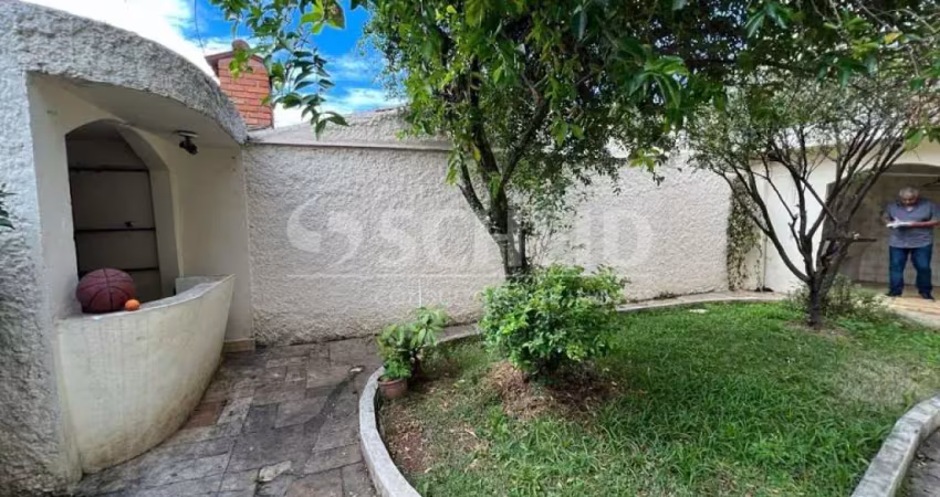 Sobrado no jardim prudência com quatro vagas e quintal!!!