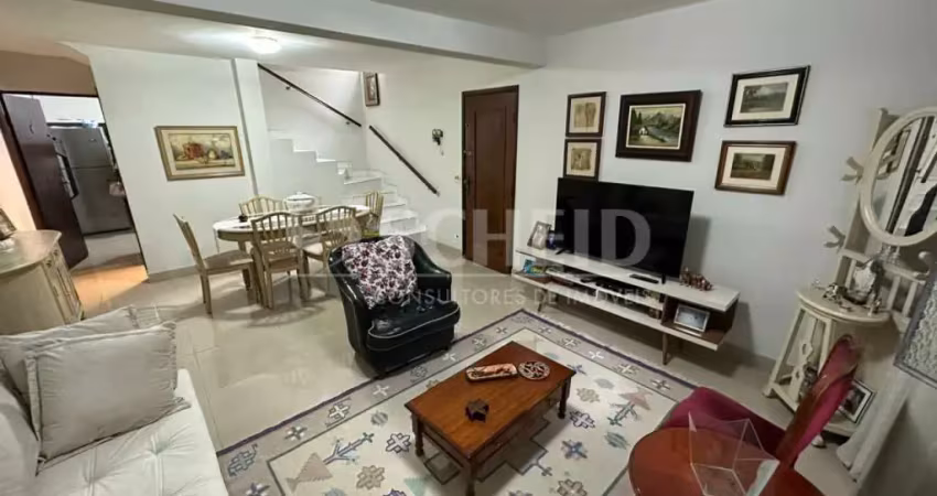 SOBRADO AMPLO NA RUA DOS CAFEZAIS - 3 DORMS - 1 SUÍTE - 2 VAGAS