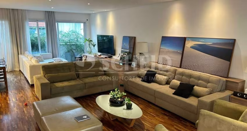 Casa de Condomínio no Brooklin Novo com 4 Quartos e 6 banheiros à Venda, 399 m²