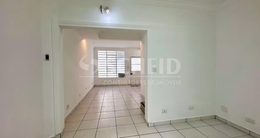 Oportunidade Única: Sobrado Comercial na Chácara Santo Antônio!