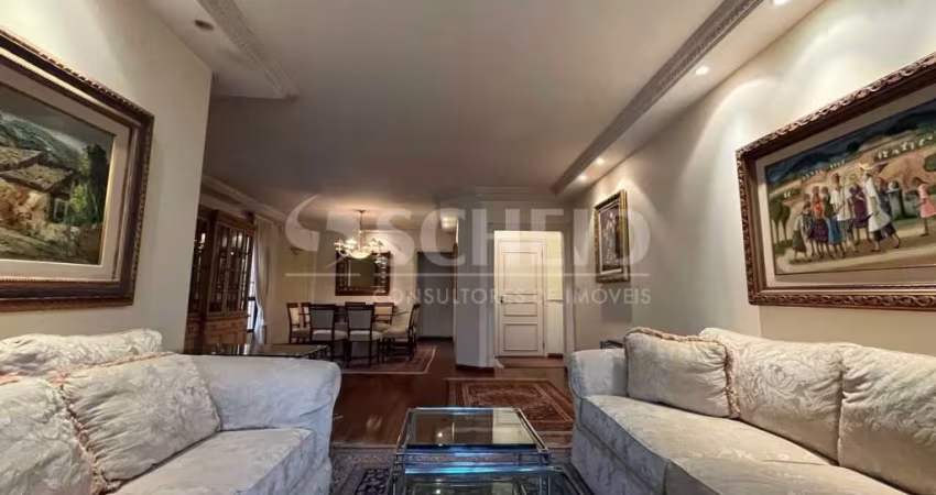 Apartamento no Brooklin com 4 quartos e 1 suíte e 2 vagas de garagem.