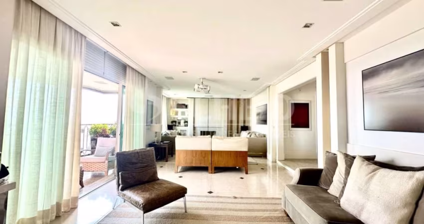 APARTAMENTO À COM VARANDA GOURMET E 4 SUÍTES NO CAMPO BELO!