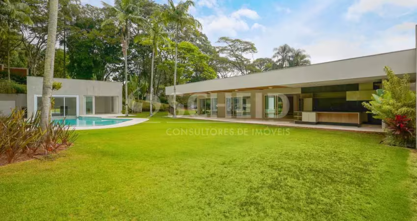 CASA NO CONDOMINIO FECHADO  CHACARA FLORA