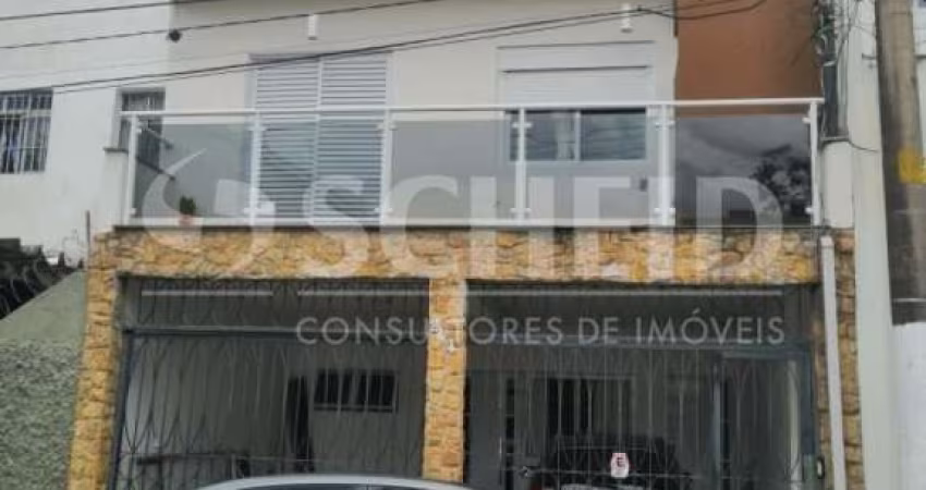 Casa para locação com 234m², 2 suítes no Campo Grande.