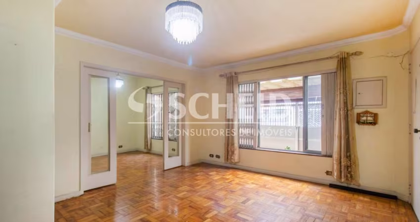 Casa Sobrado no Brooklin com 3 quartos sendo 1 suíte e 3 vagas de garagem!