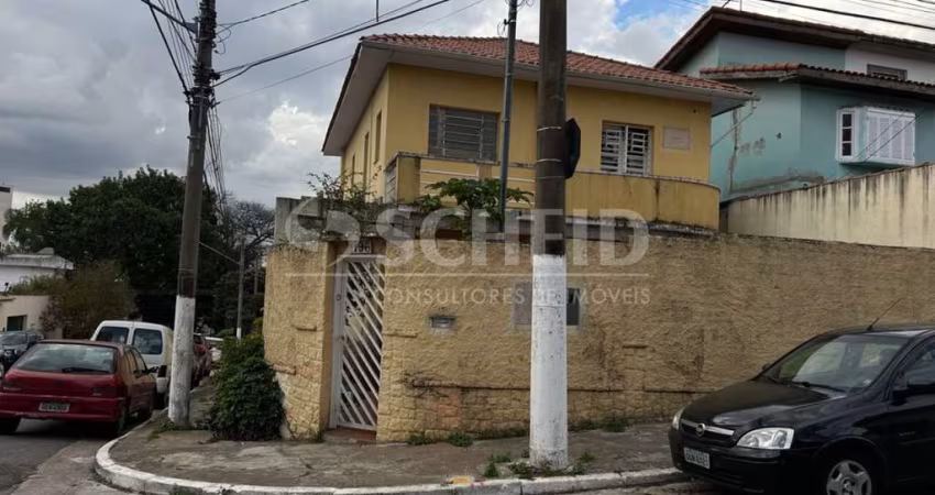 Sobrado a venda no Campo Belo com 300 m²