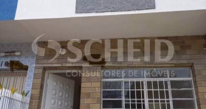 SOBRADO REFORMADO COM 2 DORMS -  1 VAGA - 1 QUARTO NO SUBSOLO