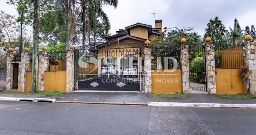 Casa com 5 quartos para alugar na Rua Marivaldo Fernandes, --, Interlagos, São Paulo