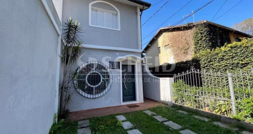 Casa a Venda no Brooklin com 3 quartos sendo 1 suíte com 2 vagas de garagem.