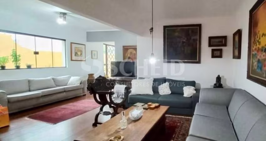 Casa à venda no Jardim Petrópolis com 3 suítes sendo 1 com closet 2 vagas de garagem
