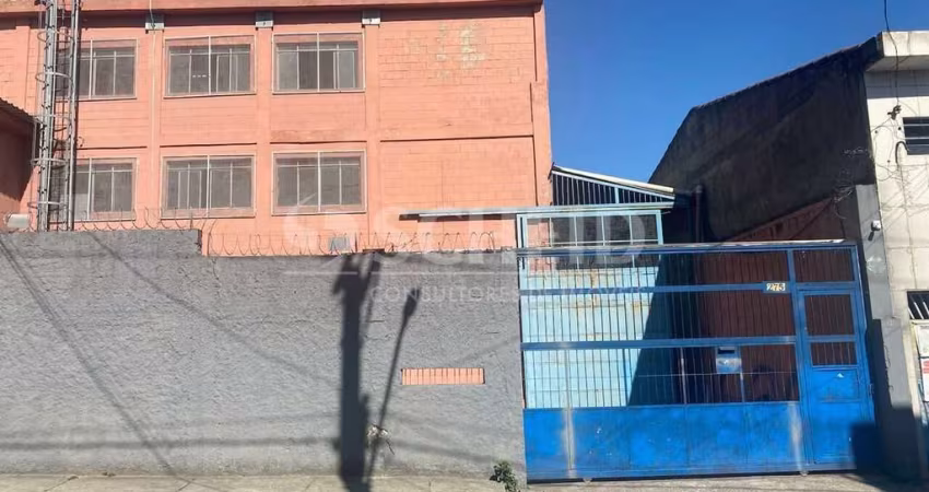 Galpão com 1100m2 para locação no Americanópolis