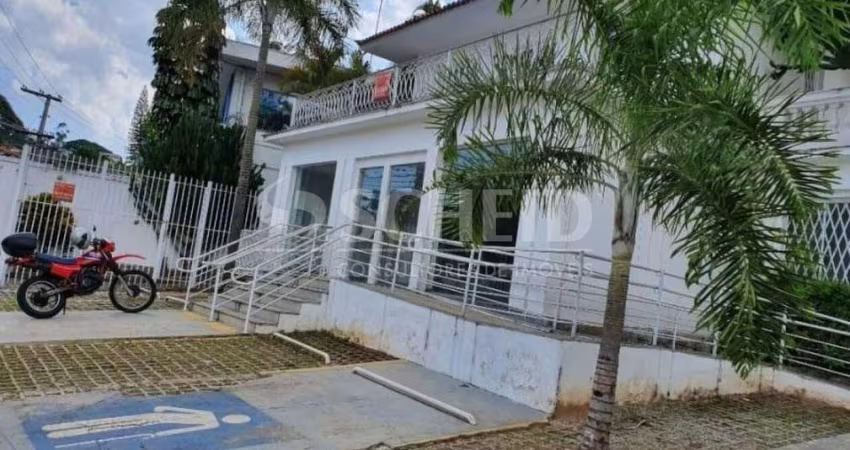 Excelente Casa comercial alto padrão p/locação c/556m2 varios ambientes Pacaembu
