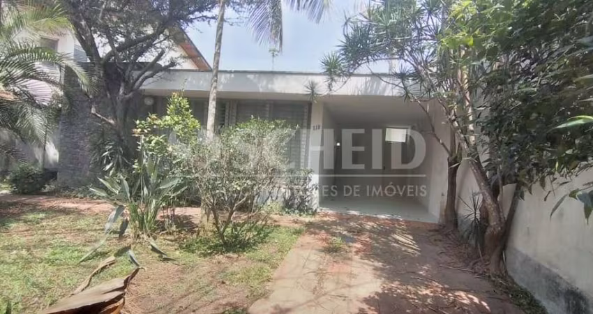 Casa Térrea à venda com quatro dormitórios na Granja Julieta