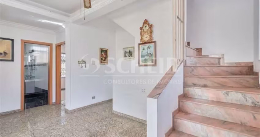 Casa à venda com 393 m², 5 quartos, piscina, 1 estúdio acústico, 7 vagas de garagem no brroklin