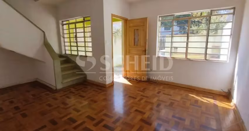 Casa para venda no planalto paulista com 3 quartos, 3 banheiros e edicula.