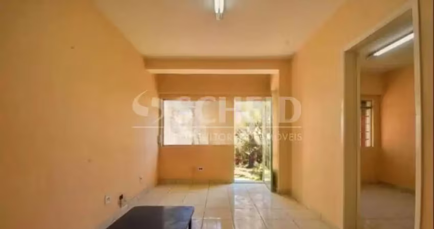 Sobrado brooklin,  180m²,3 quartos, 2 banheiros ,living dois ambientes, área de serviço, 2 vagas.