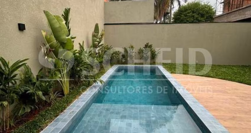 Casa de Alto Padrão na Granja Julieta - 445m² de Conforto e Sofisticação !