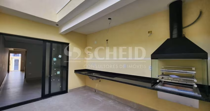 Sobrado novo à venda 110m², com 3 suites, no Campo Grande.