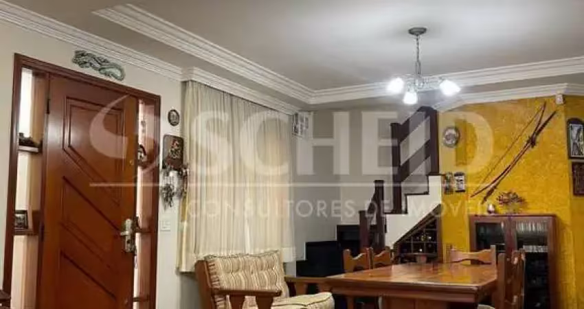 Sobrado para locação na região do campo grande com quatro vagas de garagem.