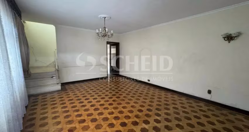 Casa no bairro Campo Grande com 3 quartos/1 suíte, sala,  3 banheiros e 2 vagas.