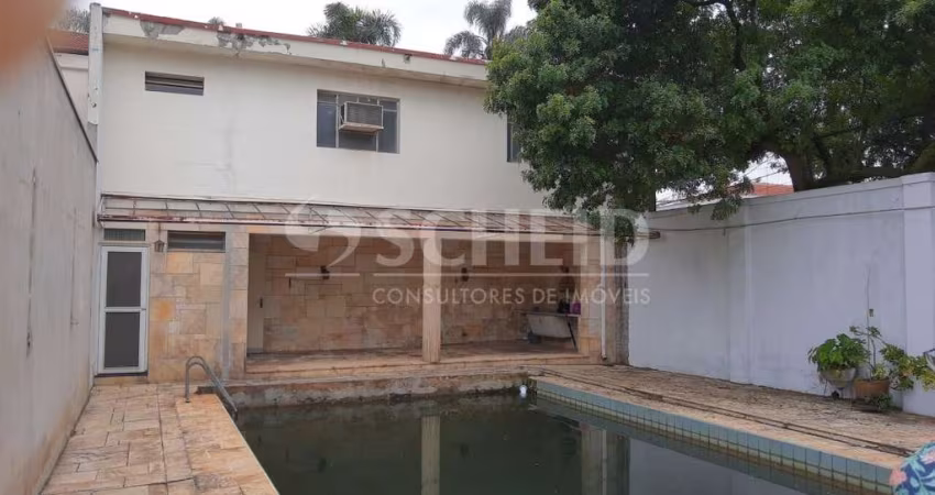 Sobrado a venda no Brooklin com 500m² de terreno 477m² de área construída