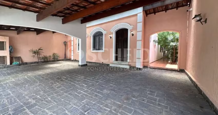 Casa à venda com 3 dormitórios, 2 suítes e 4 vagas, na city campo grande.