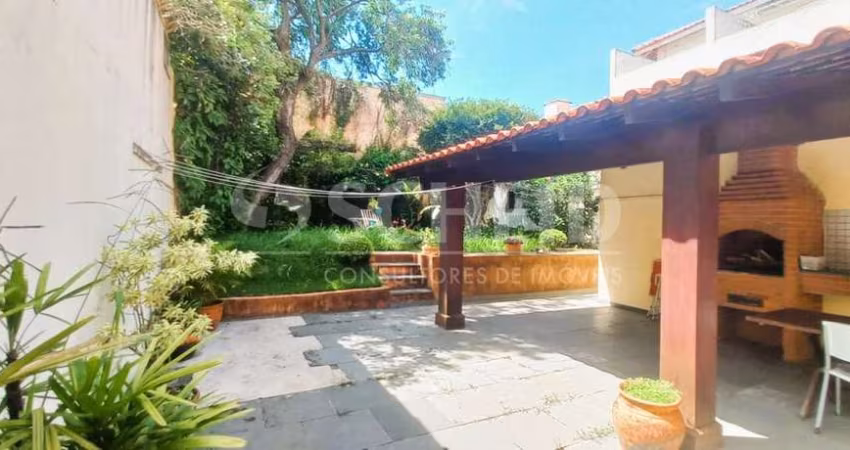 Casa Térrea no Jardim Sabará, 188m2, 3 quartos, 1 suite, sala, cozinha, churrasqueira e 4  vagas!!!