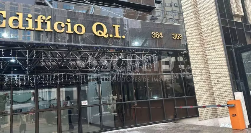 Flat  para Locação em Moema com 24m², 1 dormitório e 1 vaga