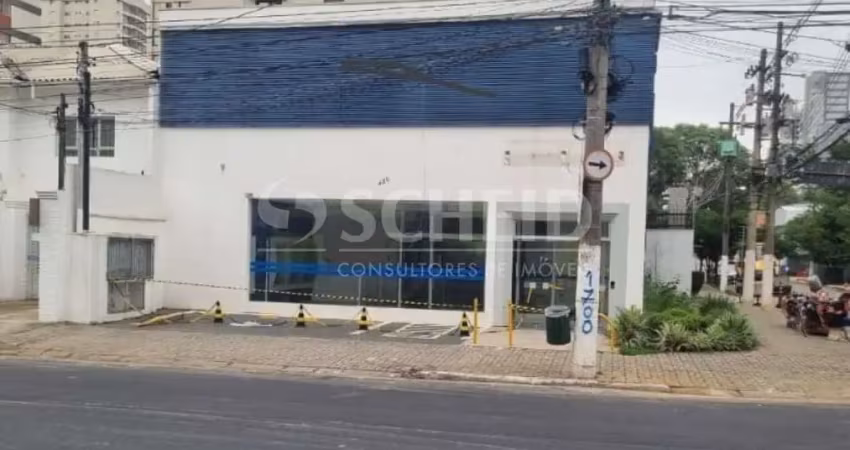 Prédio comercial com 375m2 em 2 pavimentos, excelente localização em moema