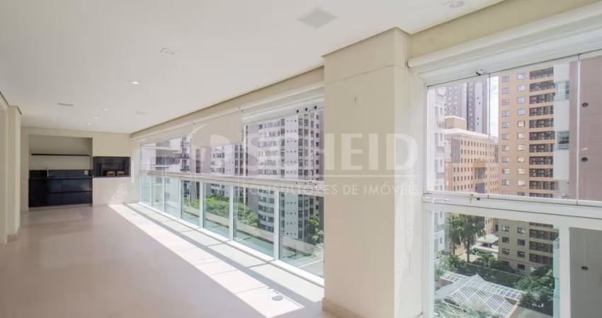 APARTAMENTO TRES SUITES NO ORNATO MOEMA.  OPORTUNIDADE.