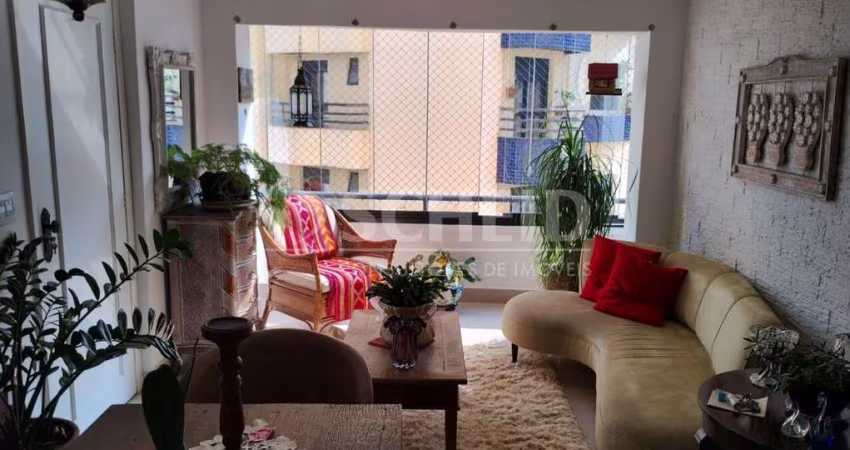 Apartamento à venda na Vila Mascote, com três dormitórios e duas vagas