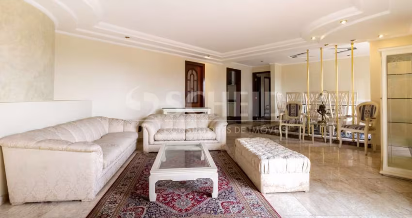 Apartamento à venda com 03 dormitórios e 03 vagas no Tatuapé!