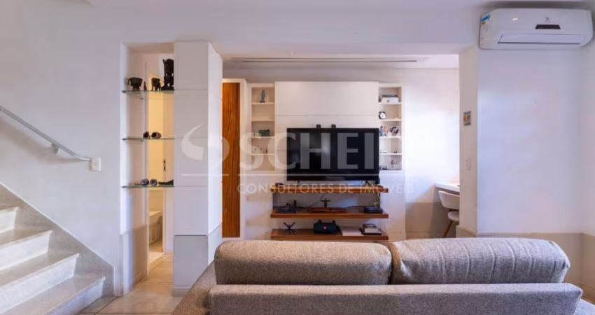 Casa de Vila á Venda no Campo Belo com 100m², 2 quartos sendo 2 suítes, 2 vagas.