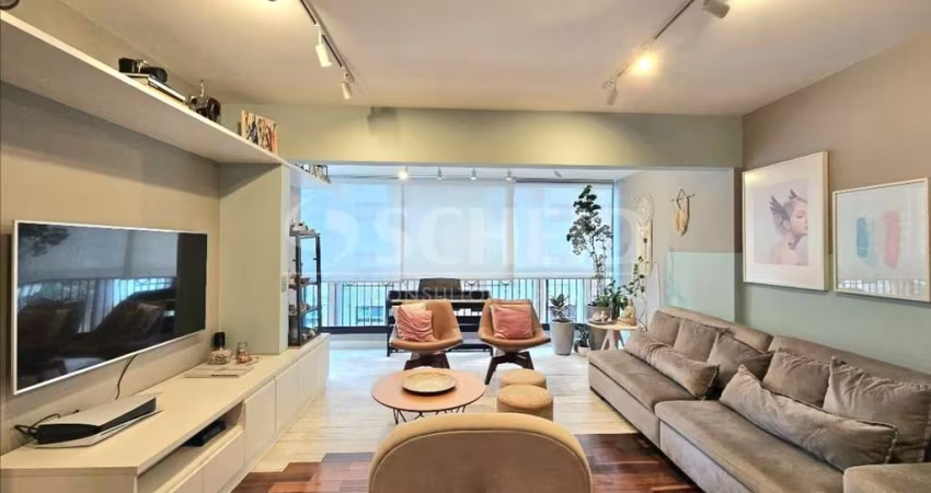 Apartamento a Venda 3 quartos 1 suíte 2 vagas  em Moema