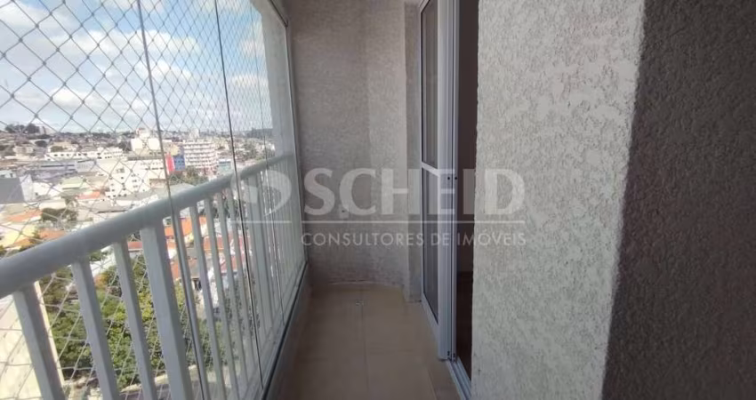 Apartamento novo a venda com 2 quartos, varanda envidraçada e 1 vaga de garagem.