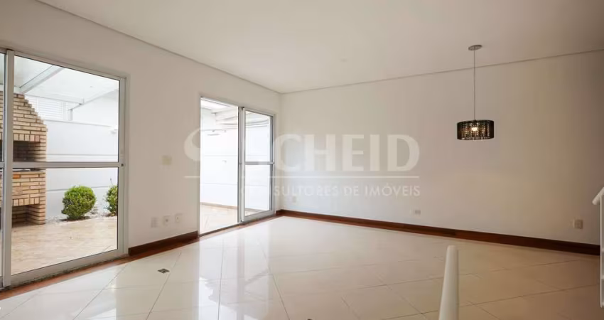 Casa a venda no condomínio fechado flora Park  , rua  moliere, 2 quartos sendo 2 suíte, 2 vagas .