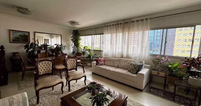 Apartamento a venda Rua Álvaro Rodrigues Brooklin 162m2