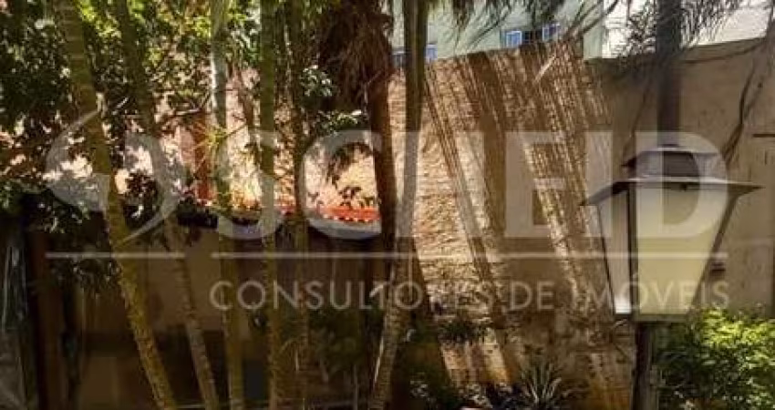 Apartamento com 2 dormitórios, excelente localização, ideal para quem busca praticidade e conforto !