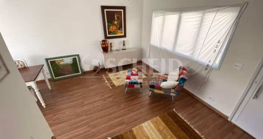 Sobrado em condomínio com 02 suítes e 02 vagas