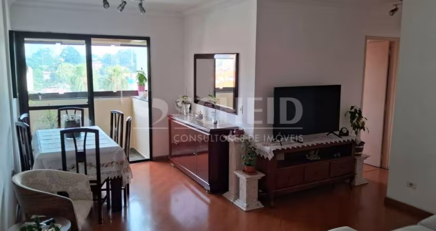 Apto a venda com 02 dormitórios, 02 banheiros, sla para 02 ambientes , varanda e 65 m