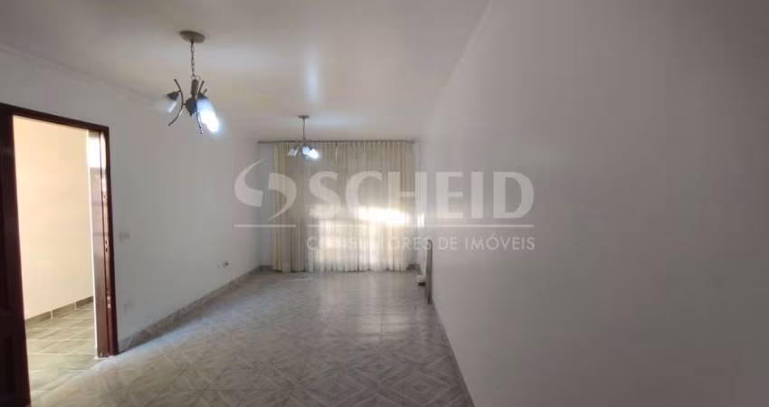 Sobrado a venda com 03 Dormitórios - Edicula e 02 Vagas - Campo Grande