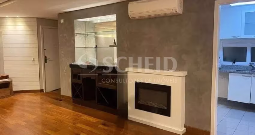 Apartamento a venda de 137,00m² útil, com 3 quartos e 3 vagas, em Moema.