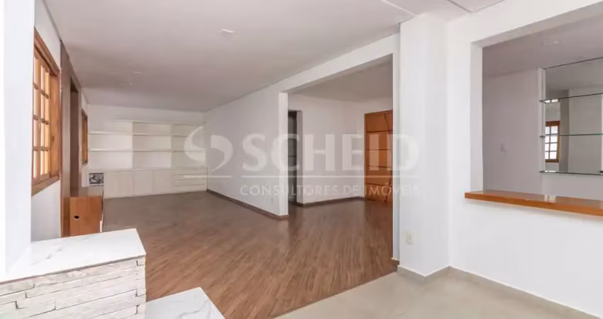Sobrado à venda com 03 dormitórios e 02 vagas na Vila Mariana