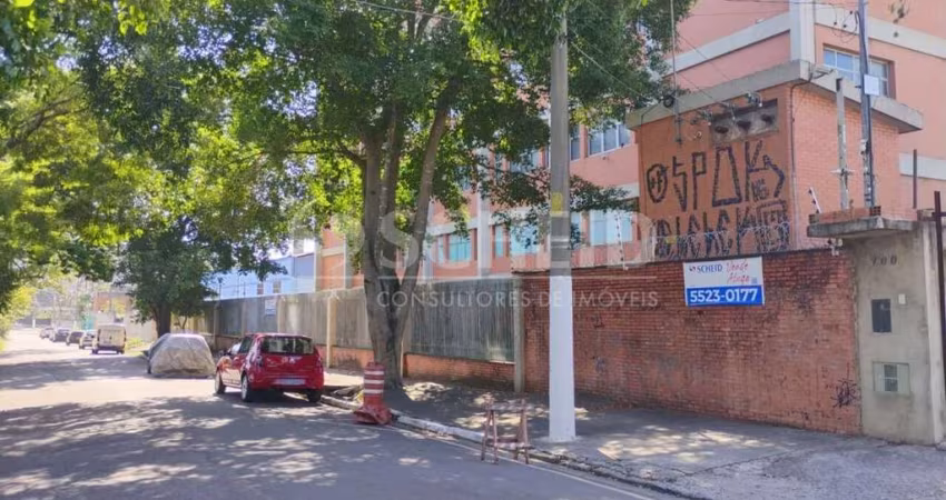 Prédio comercial com 7 pavimentos e 3316m2 de construção no Jardim São Luis