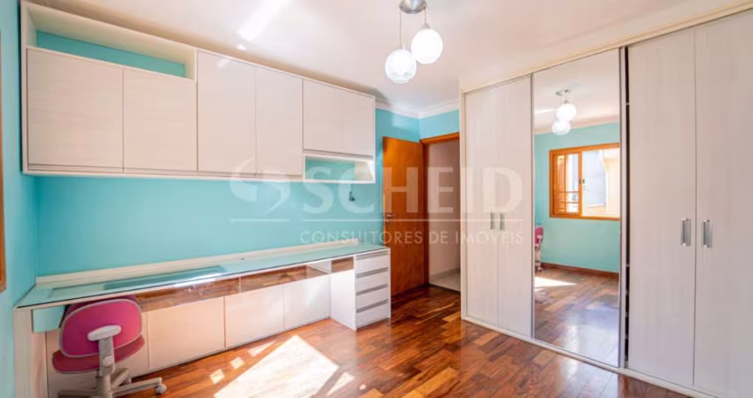 Casa á Venda na Vila Mascote com 195m², 4 quartos sendo 1 suíte, 2 vagas.