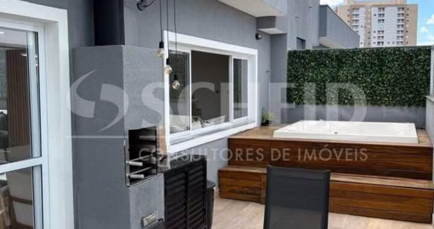 Cobertura com Quintal Privativo à Venda | 2 Dormitórios, Suíte, Churrasqueira e Ofurô | Campo Grande
