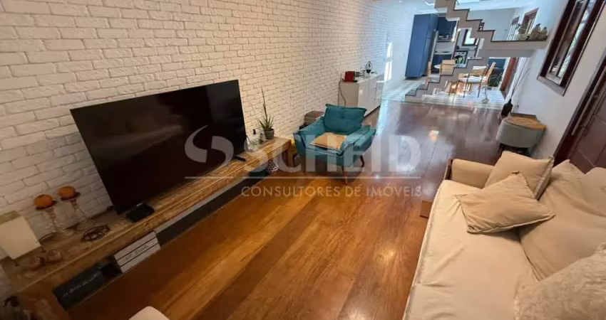 SOBRADO PARALELA A RUA MOLIERE/RUA SOCRATES - EXCELENTE LOCALIZAÇÃO - 3 DORMS - 2 SUÍTES - 4 VAGAS