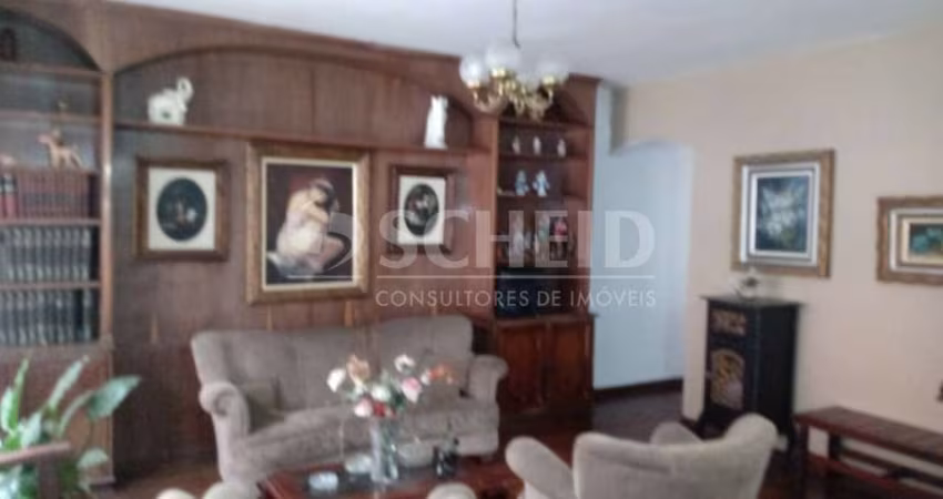 Casa a venda de 163,00m² útil, com 3 quartos no Campo Belo.